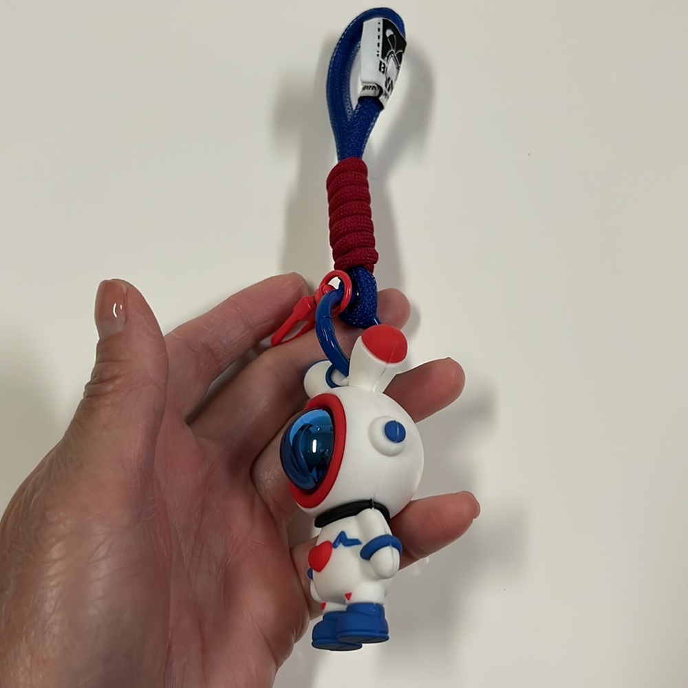 Keychain - Picture 4 of 4